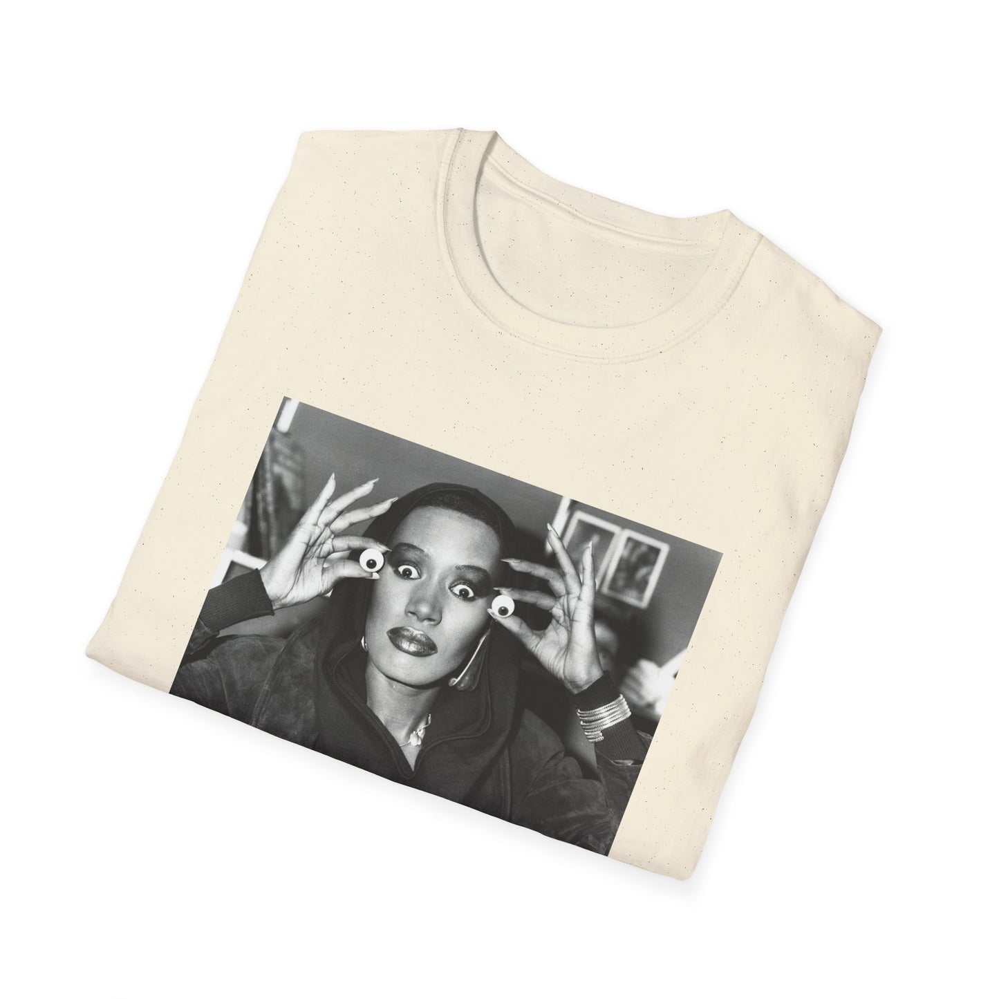 grace jones eyeballs taken in 1987 at madame tussauds tshirt