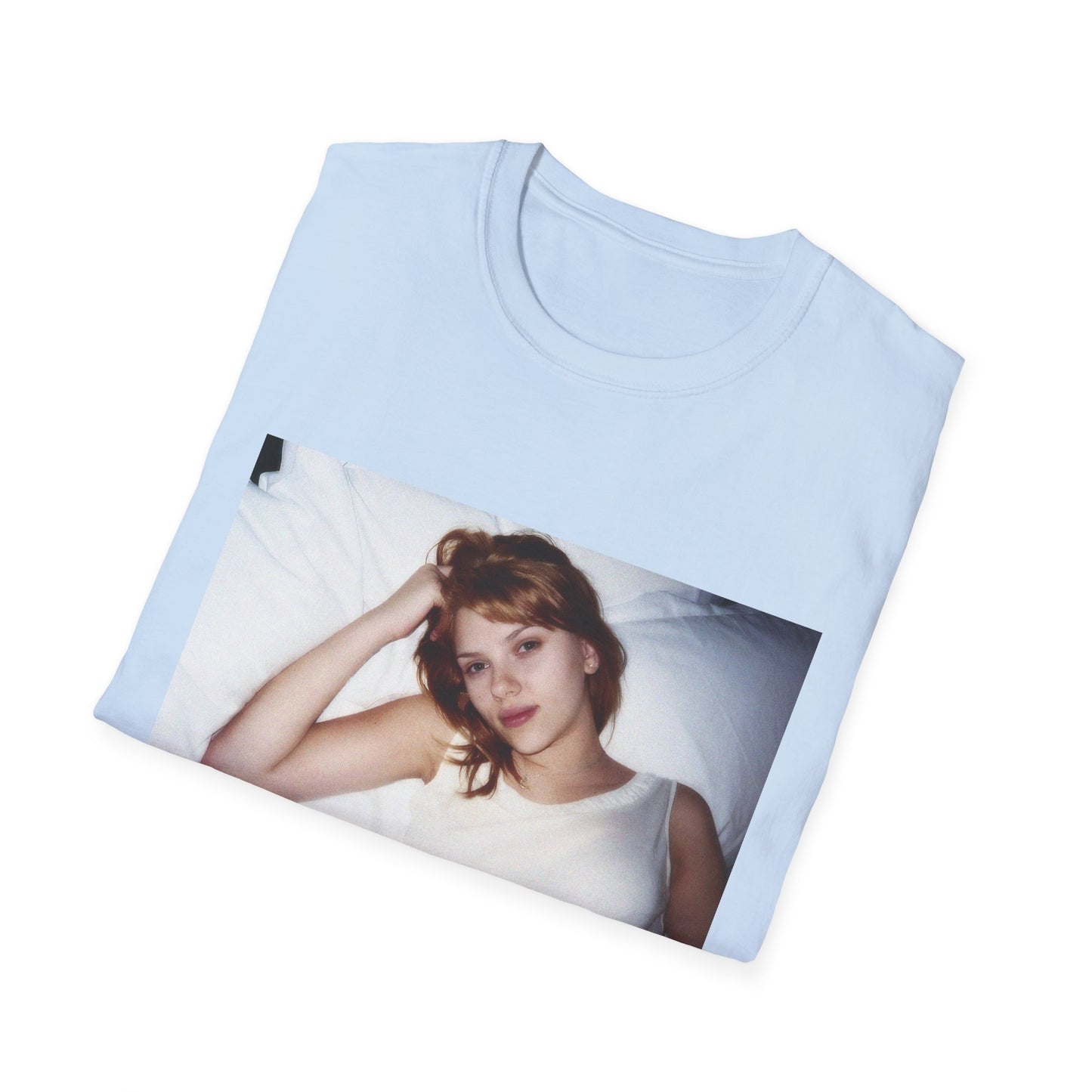 lost in translation 2003 movie shot of scarlett johansson tshirt