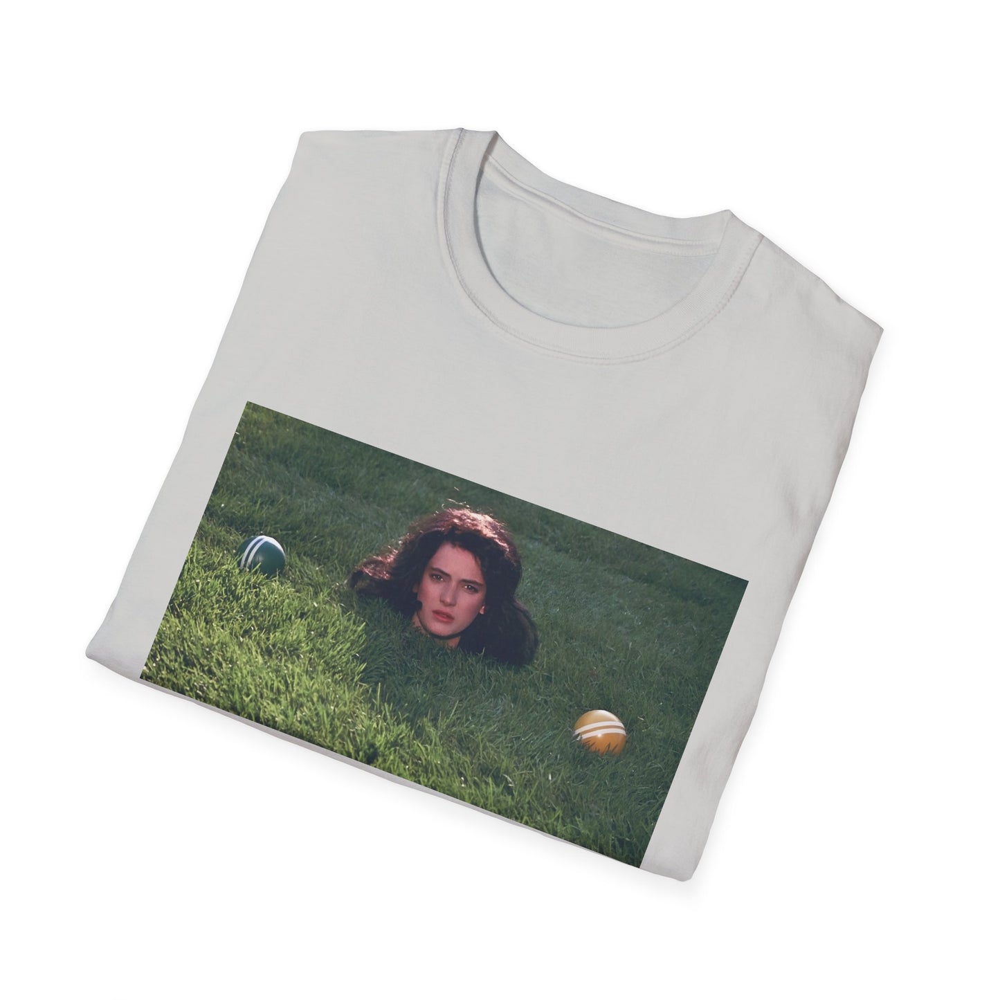 1989 movie "heathers" veronica's head in the grass tshirt