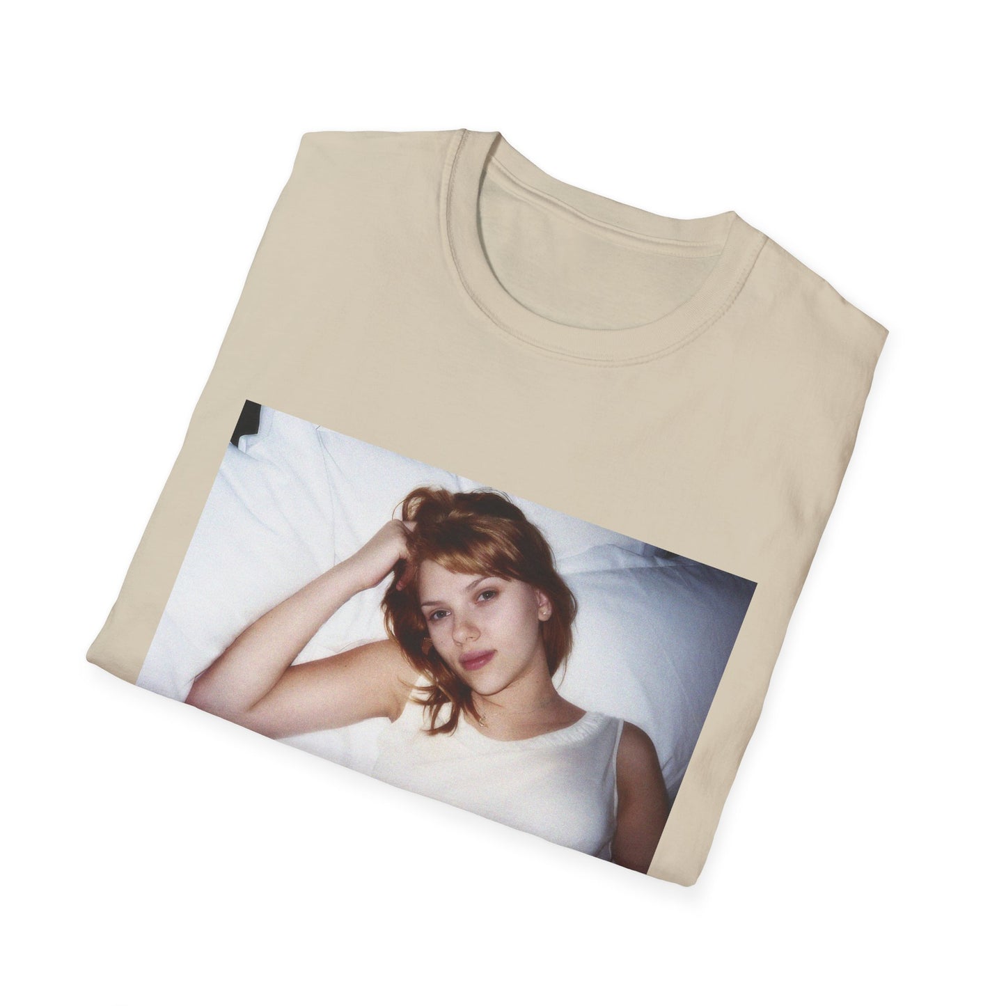 lost in translation 2003 movie shot of scarlett johansson tshirt