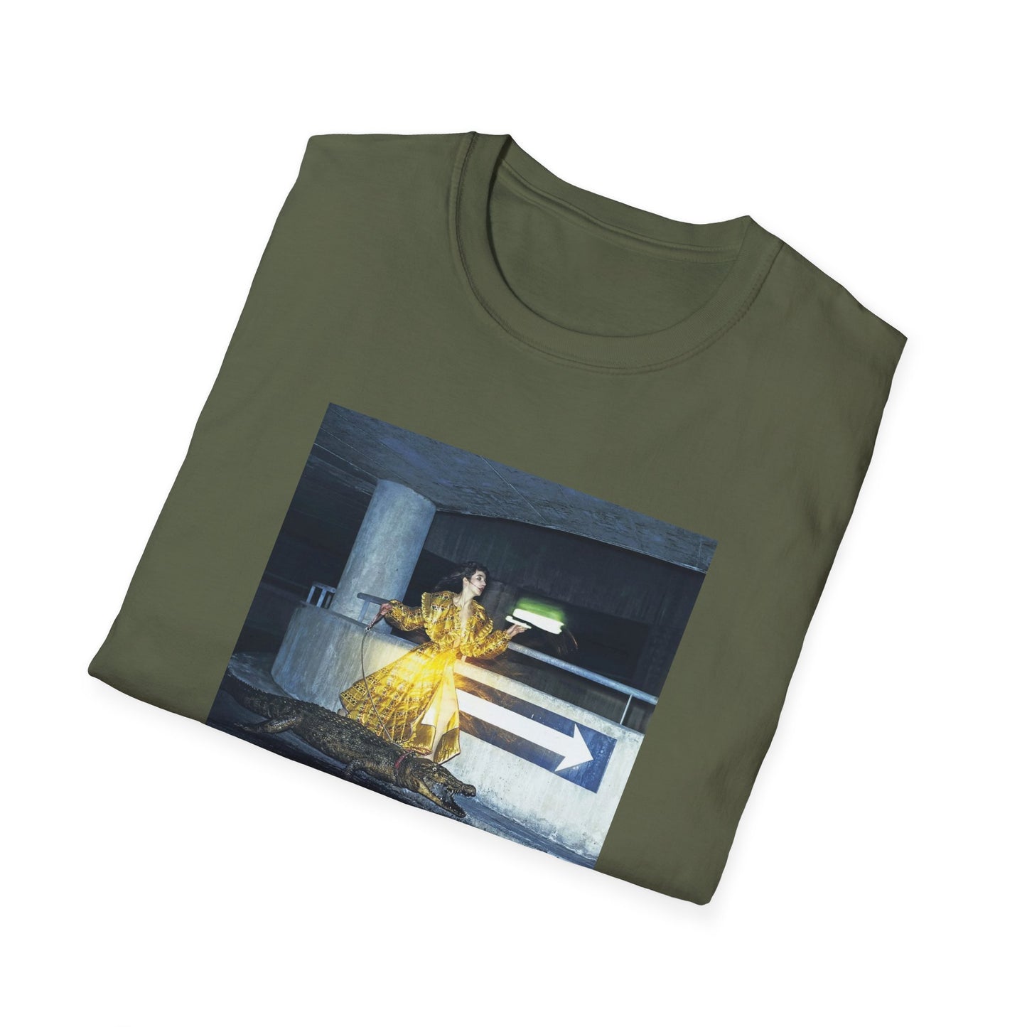 kate bush walking a crocodile in fong leng through the barbican car park tshirt