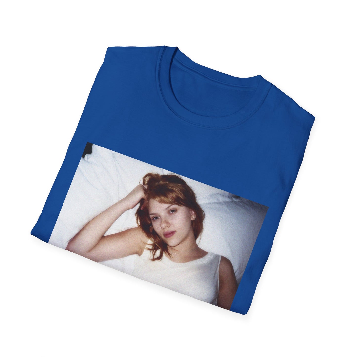 lost in translation 2003 movie shot of scarlett johansson tshirt
